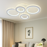 Lustra LED 26032/2+2C WH+CR 150W cu lumina reglabila 3000–6500K si telecomanda, ideala pentru livinguri moderne ce necesita iluminare eleganta alb-crom.