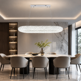Candelabru LED dreptunghiular 5558-300×850CR montat deasupra mesei intr-o sufragerie moderna de vila, iluminare LED alba si design elegant argintiu