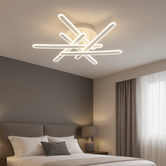 Lustra LED 73030/6WH+CR cu design geometric si brate suprapuse, lumină reglabila si telecomanda, instalata intr-un dormitor modern.