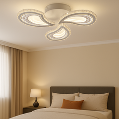 Lustra LED moderna 90W cu 3 brate si lumina ajustabila 3000K-6500K, ideala pentru dormitoare moderne cu iluminare confortabila si placuta