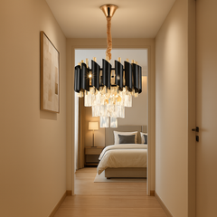 Candelabru mini rotund negru-auriu 9001/300FG+BK, perfect pentru holuri inguste, aduce stralucire delicata si un efect glam modern.