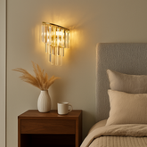 Aplicou 98068/2W FG auriu cu cristale verticale si 2 E14, design compact, ideal pentru dormitor modern cu luminare calda eleganta.