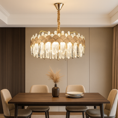 Candelabru LED rotund auriu Ø480 mm cu cristale verticale, deasupra mesei din dining modern, iluminare LED intensa 188W, efect decorativ rafinat