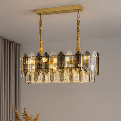 Candelabru dreptunghiular auriu cu 12 surse E27, oferind iluminare ampla si eleganta unei bucatarii spatioase si moderne.