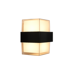 Aplica LED 10W IP54 lumina calda, design negru minimalist pentru holuri si coridoare elegante.