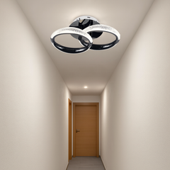 Lustra LED P011-2 cu doua cercuri si lumina ajustabila, controlata prin telecomanda, montata pe un hol modern luminat uniform.