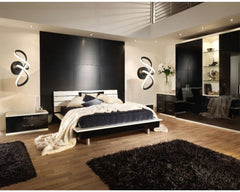 Aplica LED LUBAN Papillon 18W, design fluture cu acril transparent, montata in dormitor modern pentru lumina decorativa reglabila