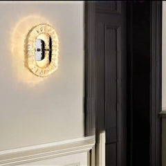 Lustra LED ovala 46W alba cu lumina reglabila 3500K-6500K si telecomanda, potrivita pentru iluminarea unui dormitor modern si compact