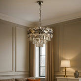 Candelabru rotund crom cu 8 becuri E27 in living elegant, diametru 400 mm, lumina puternica si design clasic rafinat