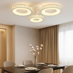 lustra LED 19373/3WH+CR 72W lumina reglabila cu telecomanda, perfecta pentru zona de dining moderna cu iluminare clara si eleganta