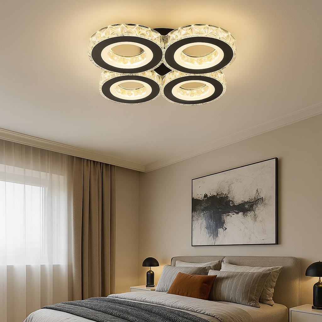 Lustra LED 96W geometrica negru crom cu telecomanda, perfecta pentru un dormitor modern si iluminare reglabila.