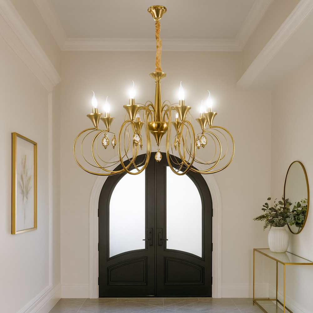 Candelabru cu 8 brate in finisaj cupru antic, aducand lumina calda si accente decorative unui hol clasic sau rustic.