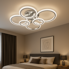 Lustra LED 26056/2+2+2CR 132W cu telecomanda, potrivita pentru dormitoare moderne datorita luminii 3000–6500K si finisajului elegant crom cu accente aurii.