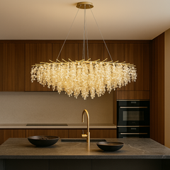 Candelabru luxos Ø1200 mm OG+FGD cu cristale decorative si 10 brate, oferind iluminare ampla pentru bucatarie spatioasa si eleganta.