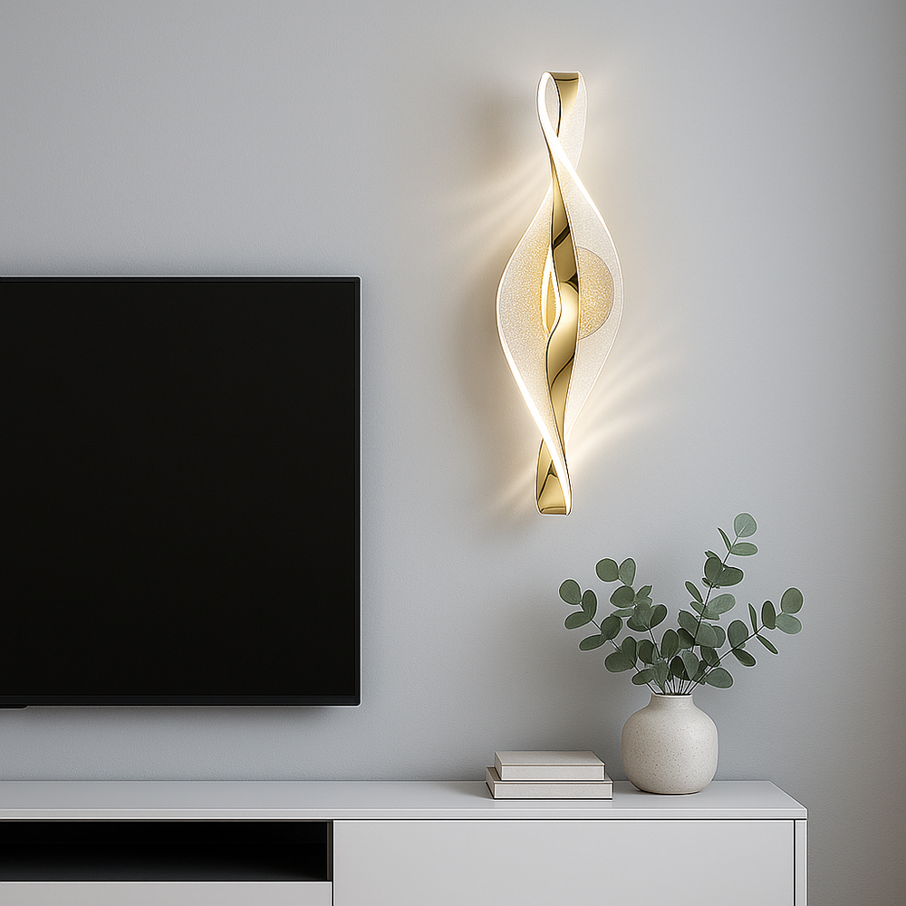 Aplica LED moderna aurie cu design rasucit si lumina reglabila 3000–6500K, ideala pentru living contemporan ca piesa decorativa de accent, model 59193.