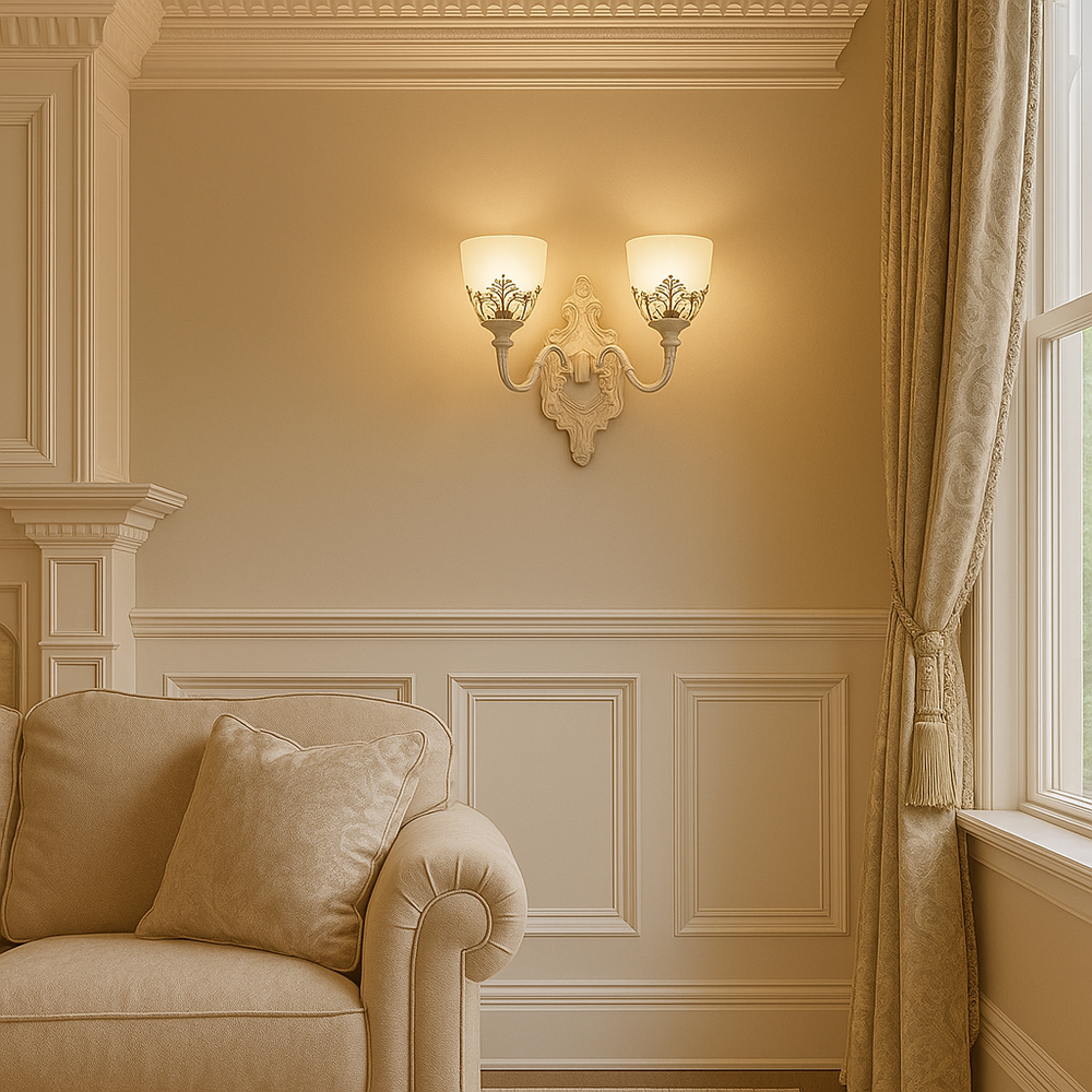 Aplica vintage 6898-2W WH, finisaj alb patinat si doua abajururi mate decorative, iluminand livingul shabby chic cu eleganta