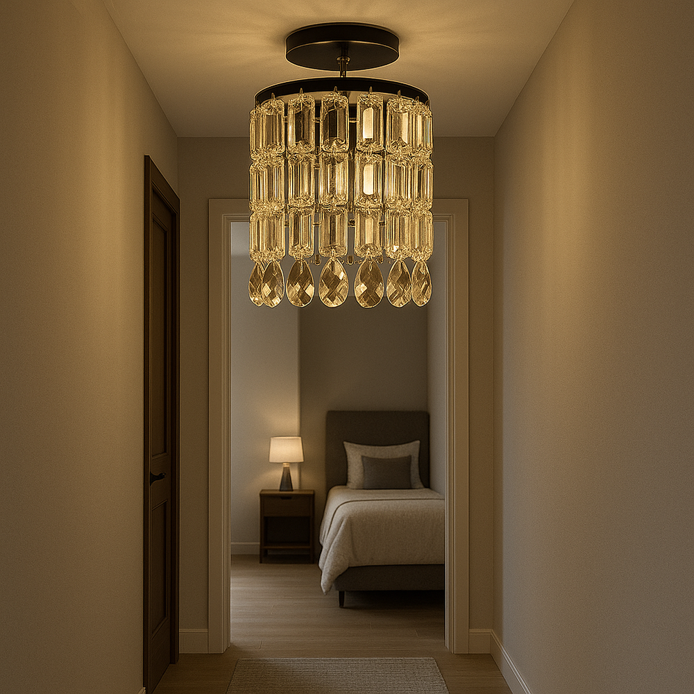 Pendul rotund cu cristale si 1 bec E27, montat in hol modern, iluminare ambientala rafinata si efect vizual placut.