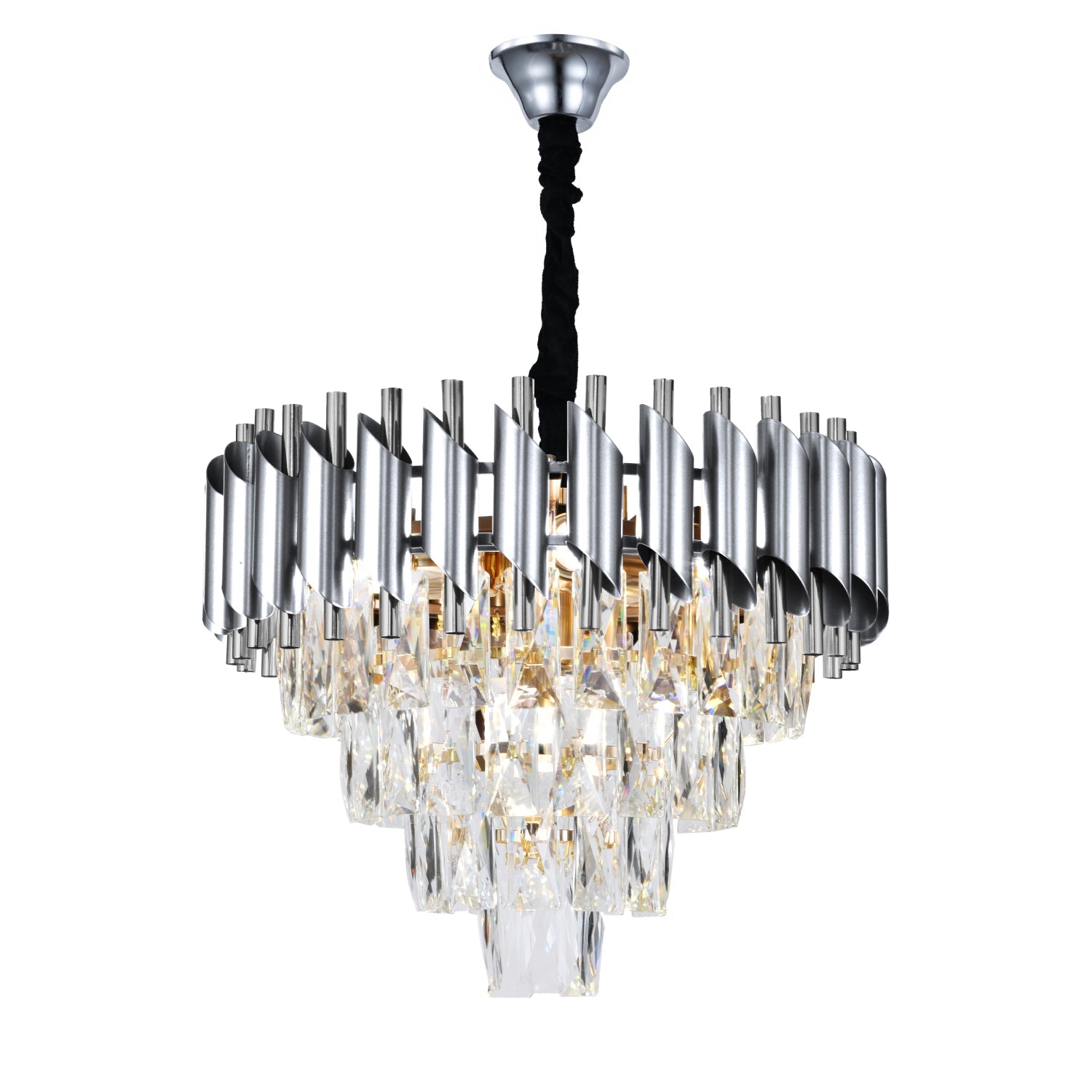 Candelabru rotund argintiu Ø400 mm cu cristale suspendat deasupra mesei de dining, adaugand eleganta si lumina puternica spatiului.