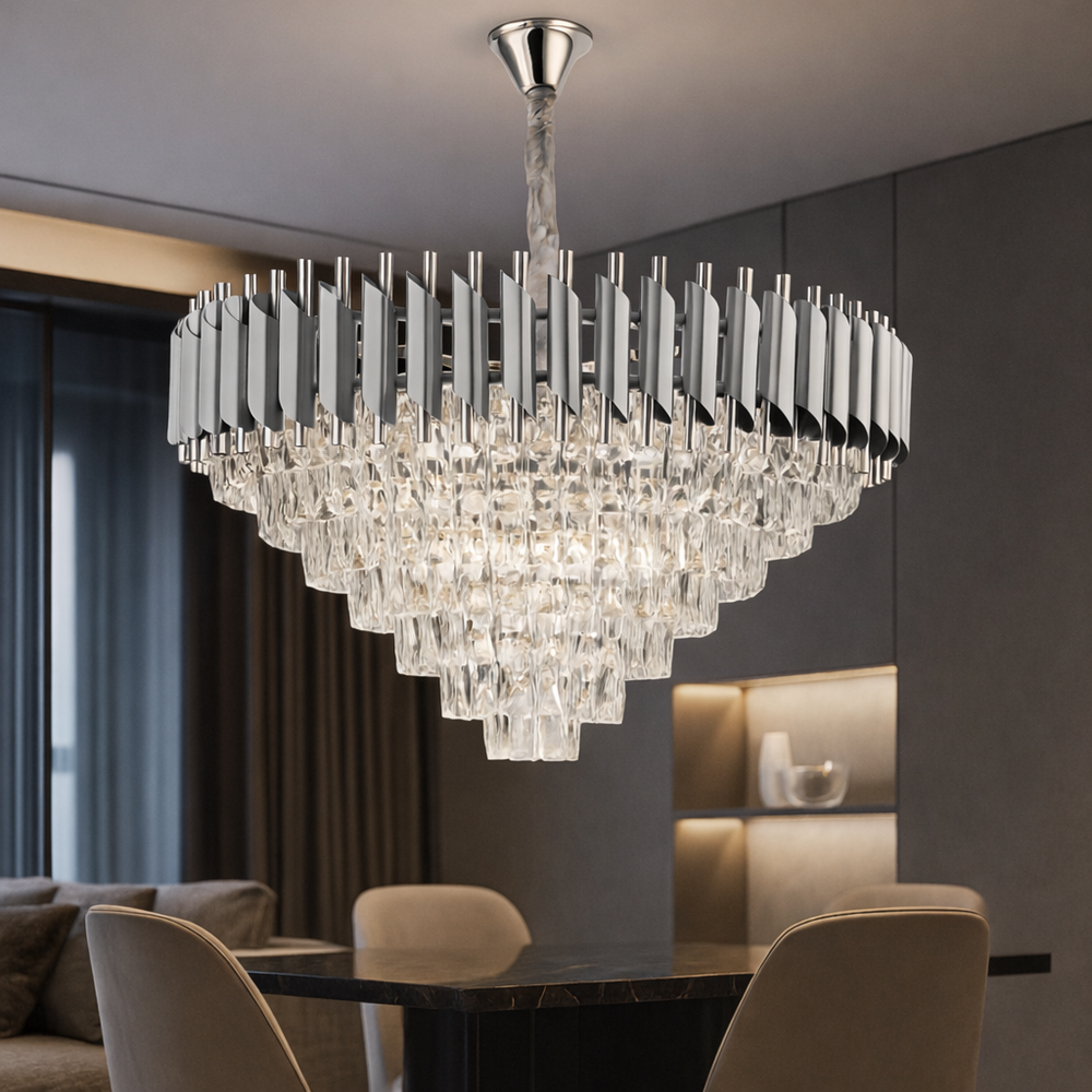 Candelabru rotund argintiu 80cm cu cristale si 12 becuri E27, montat deasupra mesei in bucatarie moderna eleganta