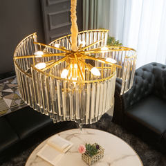 Candelabru modern cu 5 becuri E27, finisaj auriu si design in trepte, ofera in dining o lumina decorativa sofisticata si uniforma.