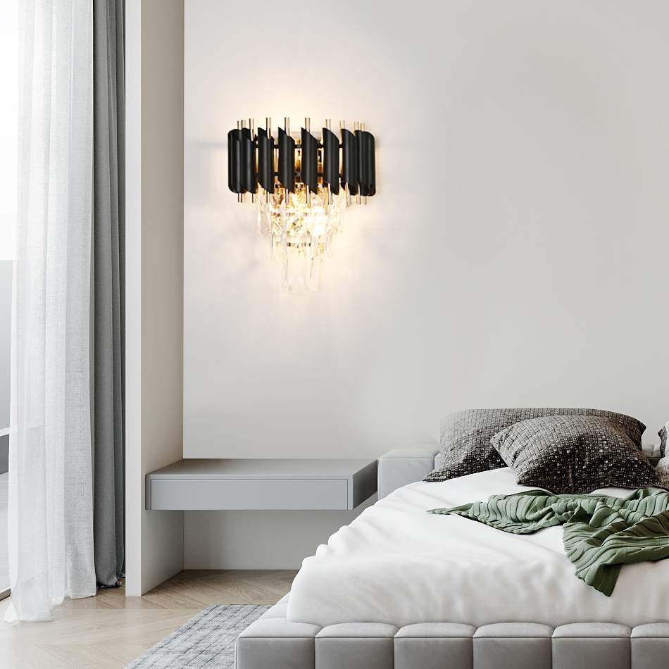 Aplica perete negru auriu cu cristale si design vertical rafinat, lumina calda ambientala pentru dormitor elegant
