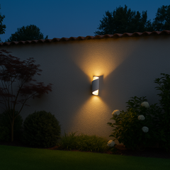 Aplica LED exterior alba 10W IP65 rezistenta la ploaie, iluminare sus-jos, ideala pentru fatade, terase si gradini.