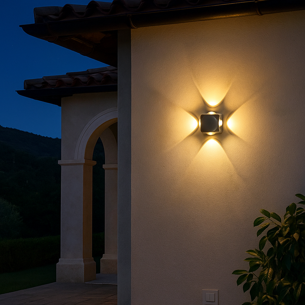 Aplica LED exterior Black-4 4W IP44, rezistenta la ploaie si umiditate, lumina rece 6500K pentru fatade si terase.