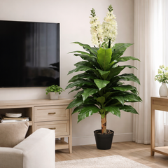 Copac artificial cu zambile mov 150 cm in ghiveci decorativ, amplasat in living modern langa canapea, aspect bogat si realist