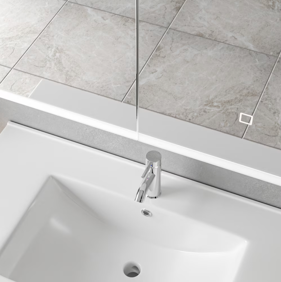 Dulap baie 80x70 cm cu oglinda LED 6000K si dezaburire, cu rafturi din sticla securizata pentru depozitare moderna.