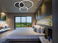 Lustra LED 8888/3BK 98W cu 3 inele, potrivit a pentru dormitoare moderne ce necesita lumin a reglabila si control prin telecomanda