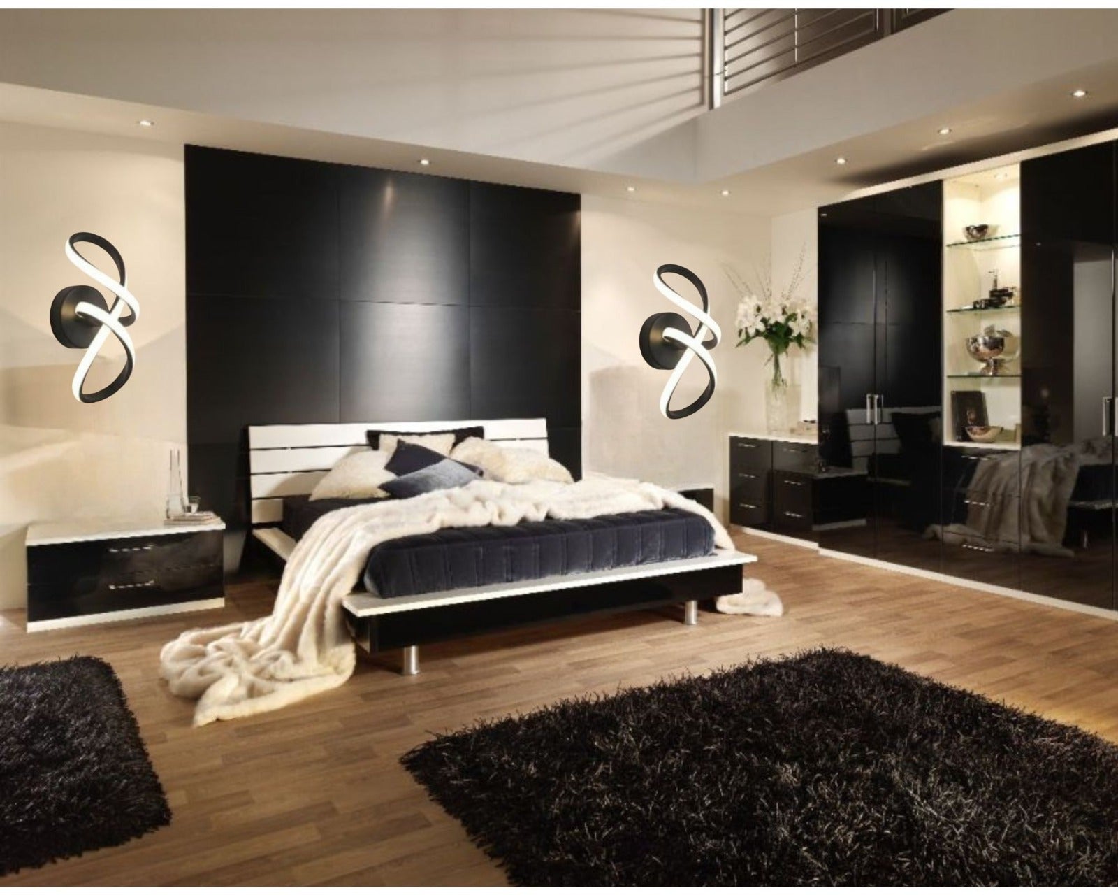 Aplica LED LUBAN Papillon 18W, design fluture cu acril transparent, montata in dormitor modern pentru lumina decorativa reglabila