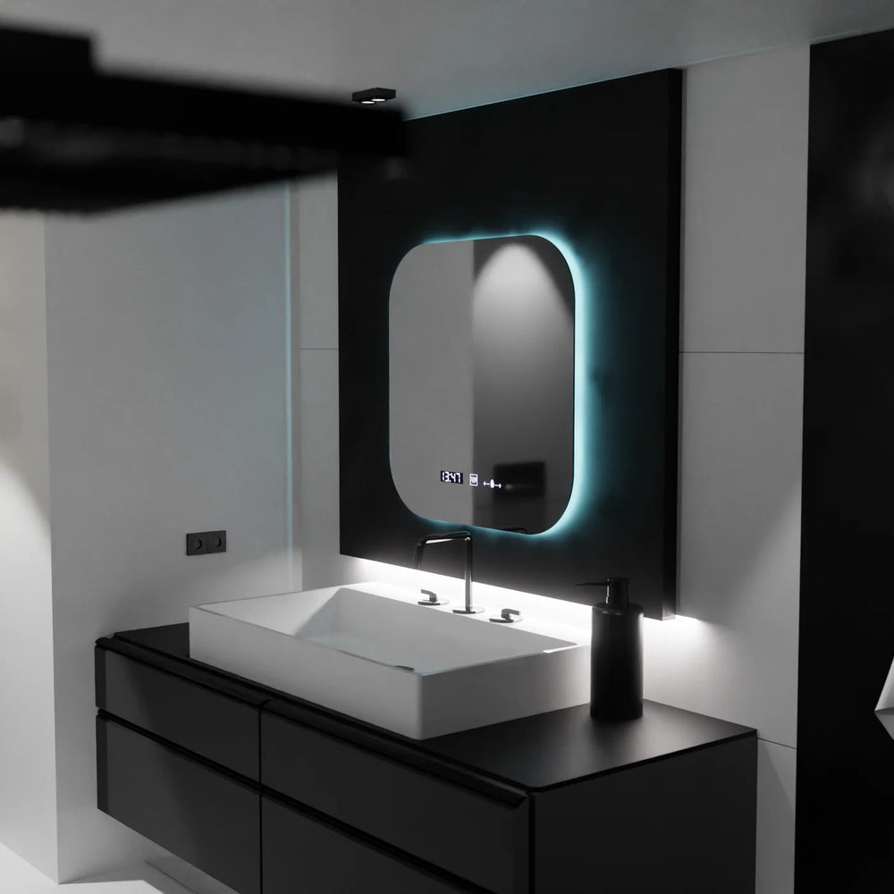 Oglinda LED inteligenta 60x60 cm cu iluminare reglabila, control touch, afisaj digital si functie de dezaburire.
