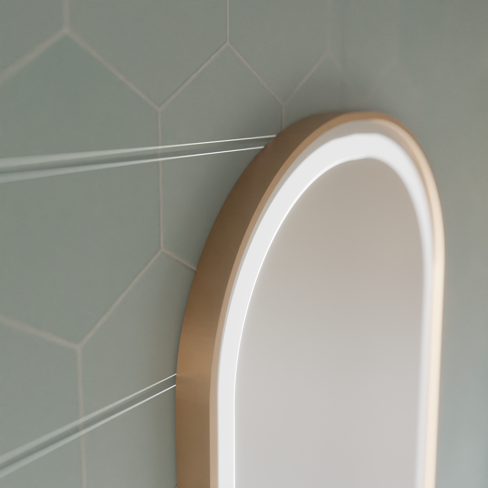 Oglinda smart aurie 50×80 cm cu LED circular, senzor de miscare si functie anti-abur pentru baie moderna.
