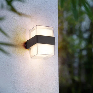 Aplica Exterior 10W, 10W cu LED integrat negru aluminiu 5 cm
