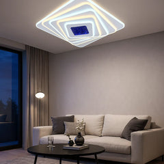 Lustra LED 19129/500D patrata cu telecomanda, lumina reglabila 3000–6500K, montata in living modern cu iluminare puternica.